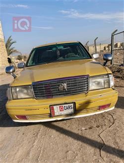 تۆیۆتا کراون